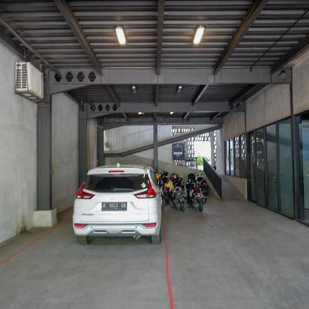 Reddoorz Plus Near Kawasan Sam Poo Kong סמאראנג מראה חיצוני תמונה