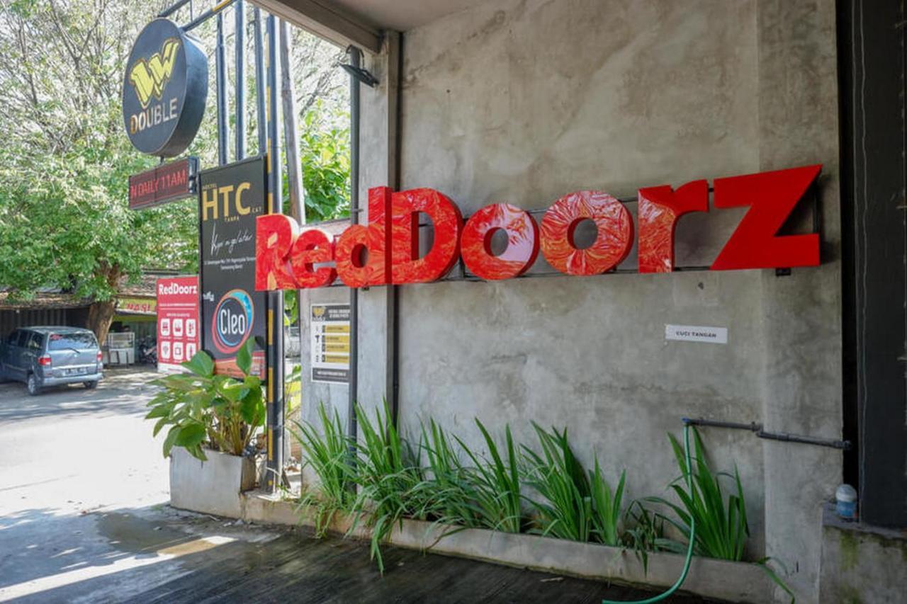 Reddoorz Plus Near Kawasan Sam Poo Kong סמאראנג מראה חיצוני תמונה