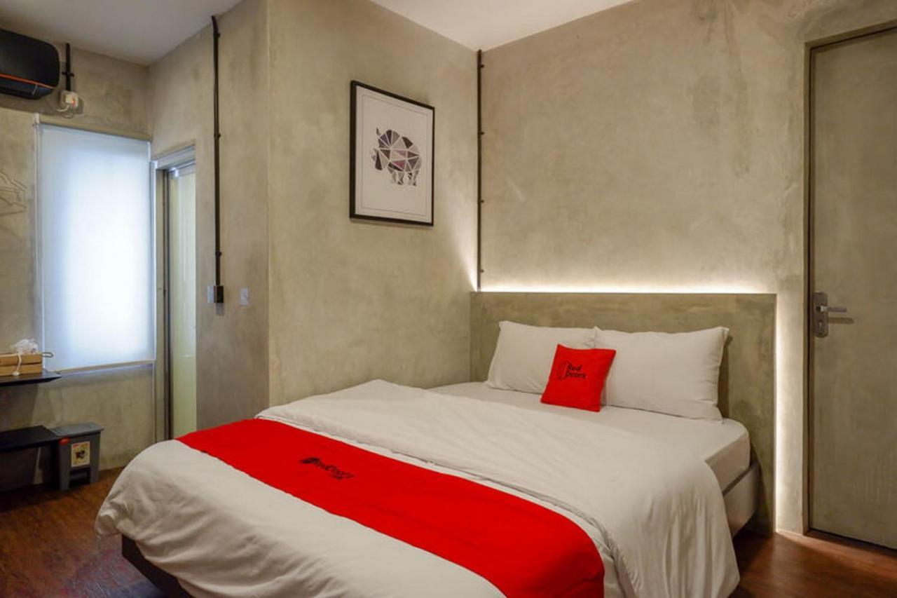Reddoorz Plus Near Kawasan Sam Poo Kong סמאראנג מראה חיצוני תמונה