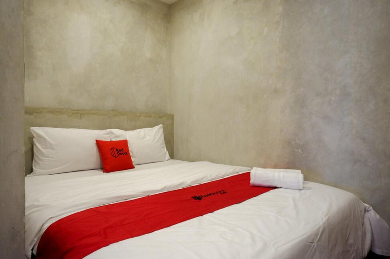 Reddoorz Plus Near Kawasan Sam Poo Kong סמאראנג מראה חיצוני תמונה